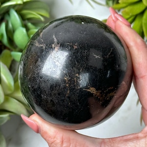 Esfera de turmalina negra - n.º 3