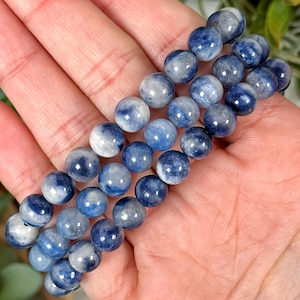 Bracciale in dumortierite su quarzo / 6-9 mm / - N. 726 (Gioielli in cristallo blu lucidato, Chakra del terzo occhio, Immaginazione)