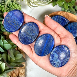 Lapis Lazuli Calming Stone | 38mm | - No. 367 (Blue Pocket Worry Crystal, Third-Eye Chakra, Intuition)