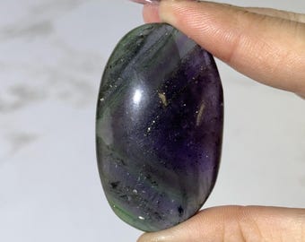 Fluorite with Pyrite Palmstone | 40g | - #6 (Polished Blue Crystal Pocket Stone Palm, Throat Chakra, Peace)