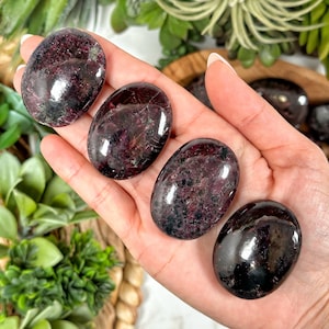High Quality Rhodolite Garnet Palmstone - Heart Chakra - No. 163