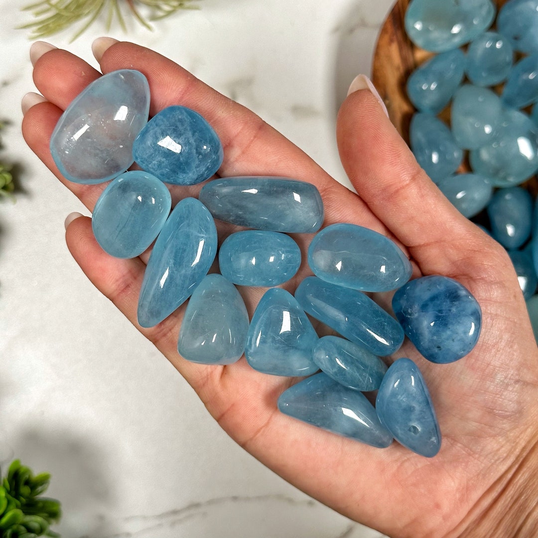 Aquamarine Tumble | S, M, L | - No. 428 (polished Blue Crystal