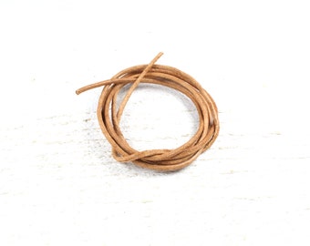 5 mètres de cordon de cuir naturel 2mm