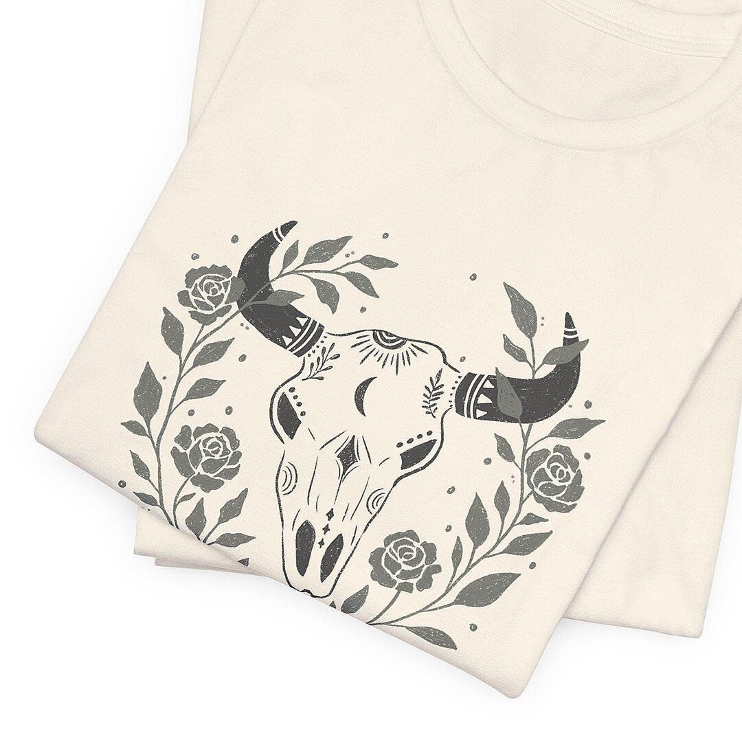 Boho Bull Skull Floral Graphic Tee – Heather Autumn main image 0