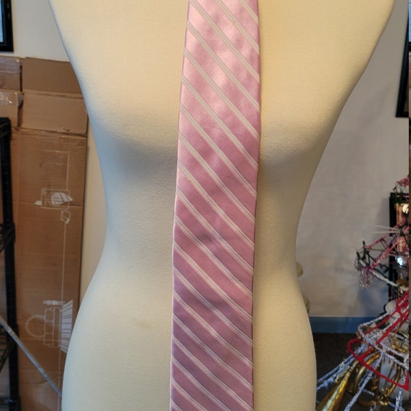 vintage tie | pink | IKE Behar | guy gift | fathers day | striped | thin white stripes | retro cool | dapper style | 100% silk