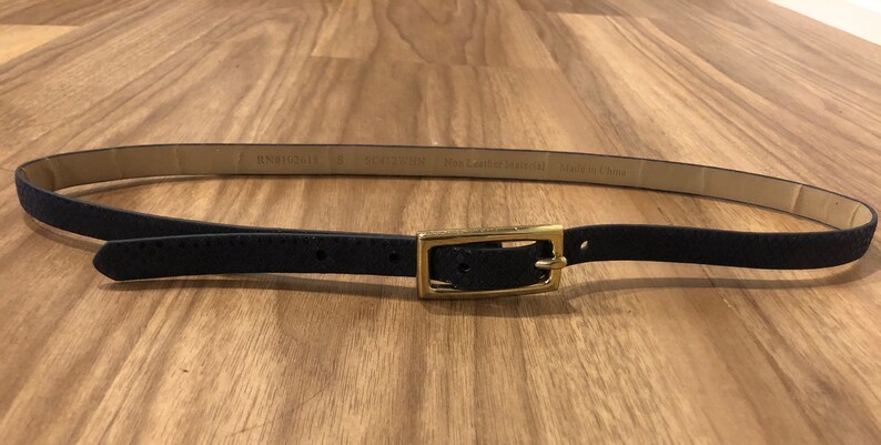 narrow belt Size Small Dark blue belt vegan belt Vintage 5 holes| textured belt
