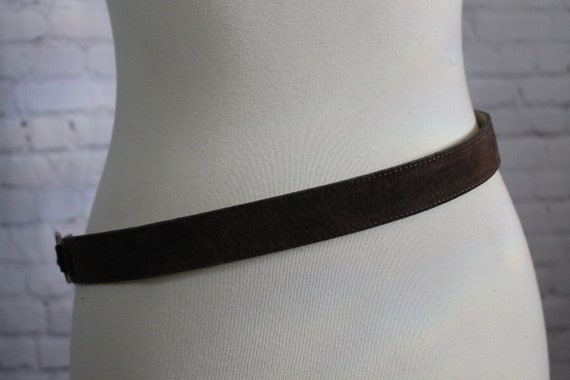 Vintage brown suede belt | silver chain buckle | … - image 5