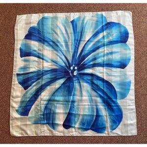 Luxury Large Italian Blue Floral Silk Scarf For Women 35&quot; x 35&quot;