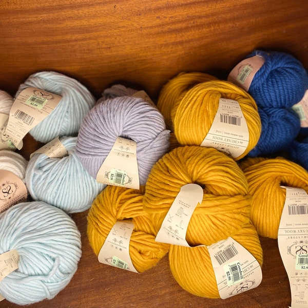 Stitch & Story | Homestead yarn |  chunky 100% merino wool|  100 g | iced mint, blue iris, stormy gray, white owl, mustard, yellow