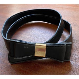 Vintage Black Leather Bow Belt With Gold Buckle & Snap Closures Fits 31” - 35”