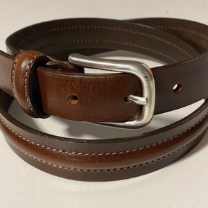 Eddie Bauer dark brown Belt | genuine leather belt | narrow belt size M | Made in Italy | 5 holes| M Size | Vintage