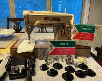 Singer 403a sewing machine cleaned and serviced Exc Cond w/Access SN NB943195