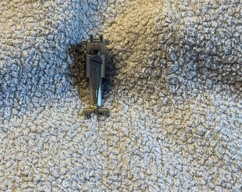 Genuine Bernina Old Style Presser Foot #18 Button Sew-On Foot