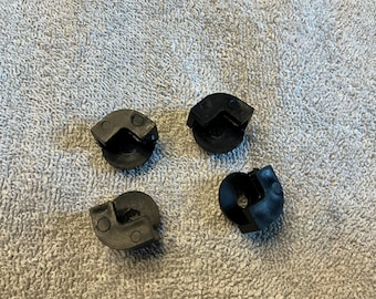 Singer foot control rubber feet. Set of 4 221 337 338 347 348 477 478 500 503