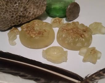 Op hennepolie gebaseerde zeep van patchoeli en sandelhout