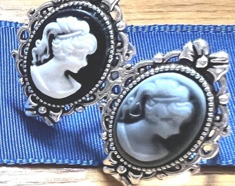 Cameo ring  - Victorian style black and white
