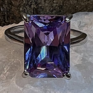 アメジスト CZ カクテル調節可能リング、スターリングシルバーまたは SS ローズゴールド、その他の色