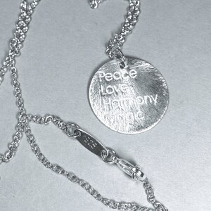 Fred, kärlek, harmoni, magiska skivörhängen med 20" kedja i sterlingsilver