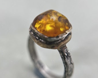 Warm Honey Baltic Amber Sugar Loaf in Aged Rustic Sterling Silver Ring Size 16.5mm/UK M /US 6 by Plantønik