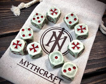 Knights Templar Battle-Worn D6 Dice | Red & White  | Aged Muted | Wargaming | Dungeons and Dragons | 16mm