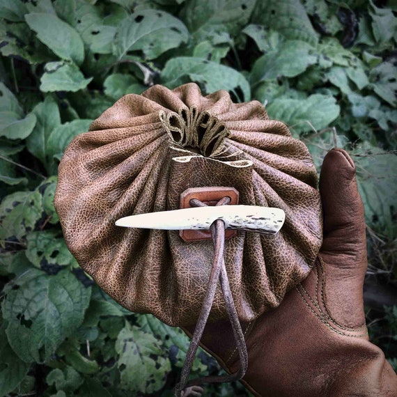 2 Style Options Leather Possibles Pouch Drawstring Medium Made in Britain Natural Bushcraft Survival /& Camping Gear Equipment Gift