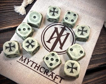 Knights Templar Battle-Worn D6 Dice | Matte Black & White  | Wargaming | TTRPG | 16mm