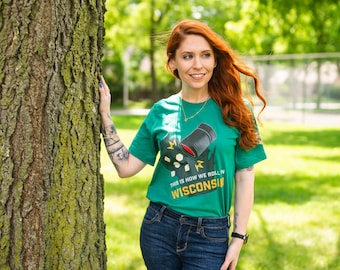 Camiseta de dados de barra de Wisconsin mejorada unisex