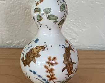MINIATURE Japan Double Gourd Vase Franklin Mint 1980's