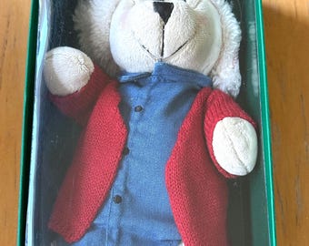 Starbucks 2016 Home For The Holidays Limited Edition Girl Bearista Bear in Dress and Hat