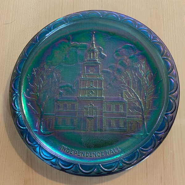 Carnival Indiana Glass Independence Hall plate