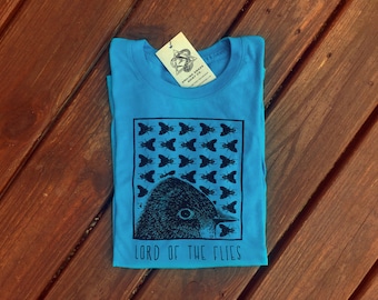 Lord Of The Flies Shirt - EASTERN PHEOBE - Flycatcher - Nature - Bird Watcher - Ornithology - Ornithologist -Smiling Snake Company - WOMEN