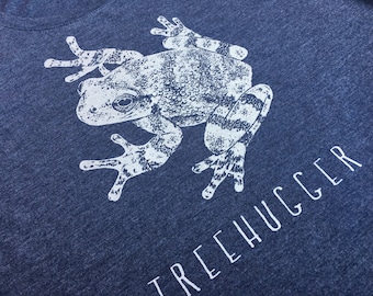 TREE HUGGER - Gray Tree Frog - Shirt - Conservation - Treehugger - Super Soft - Hippie - Herpetologist - Save The Trees - MEN