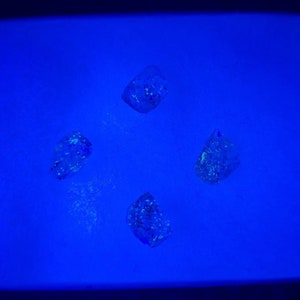 Petroleum Quartz - Petroleum Enhydro Quartz - Enhydro Quartz - Golden Enhydro - Many Golden Enhydros Double Terminated Quartz - Clear Quartz