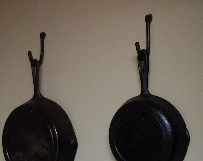 Cast Iron Cookware Round Hooks *skillet hooks *pot hooks *kitchen hooks