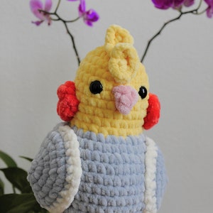 Custom Cockatiel Crochet Plushie: Handmade Amigurumi Gift