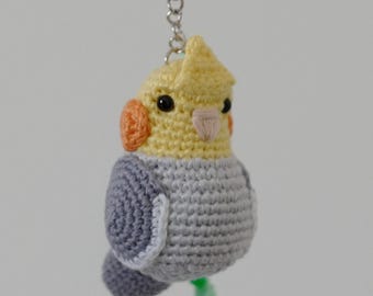 Custom Crochet Cockatiel Keychain: Personalized Bird Amigurumi