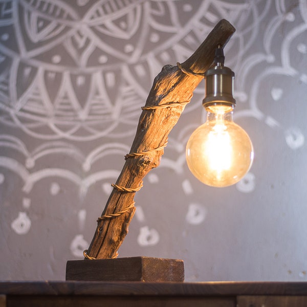 Driftwood lamp, Wood lamp, Wood rustic light, Rustic lighting, Wood log lamp, Driftwood light, Wooden lamp, Rustic light decor, Natural wood