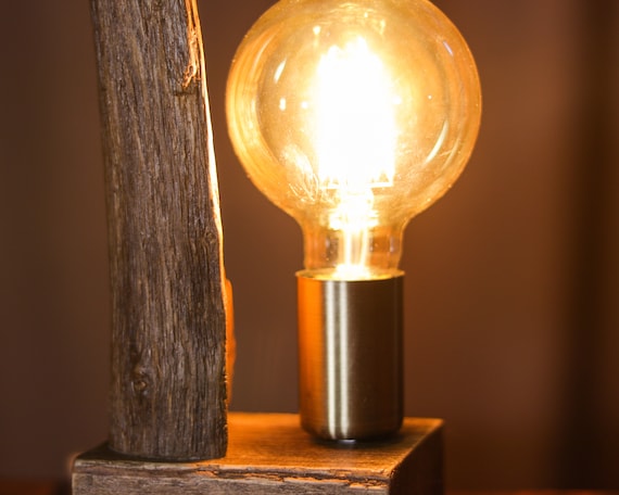 Lampe LED déco en bois sur batterie - 17x8cm - Lumière rustique - Decolamp