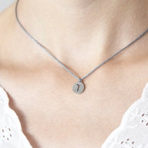 Letra de cadena ajustable, cadena individual hecha de cinta de macramé.