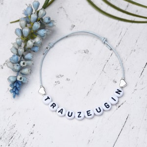 Maid of honor bracelet // Maid of honor bracelet // Maid of honor questions // simple JGA bracelet