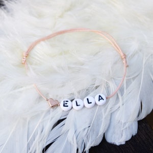 Pulsera personalizada con nombre, macramé, pulsera de la amistad y cuentas con letras.