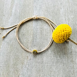 Pulsera con letras // Inicial en color dorado // Regalo pareja // Letra inicial