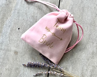 laser-engraved velvet bag // Team Bride // Bride Squad // Hen Party JGA // Team Bride