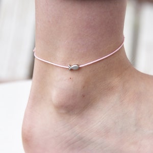 individual anklet on macrame ribbon with fish