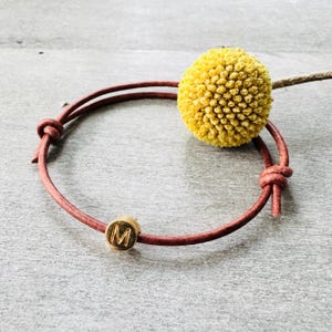 Pulsera personalizada hombre cuero letra // Pulsera hombre letra acero inoxidable // Pulsera cuero personalizada