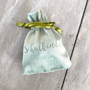 laser-engraved velvet bag schoolchild