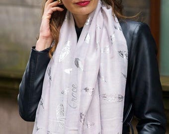 Sciarpa personalizzata, sciarpa con stampa di piume in lamina d'argento, sciarpa da donna, regali per lei, sciarpa leggera, regali di San Valentino, regali per la mamma