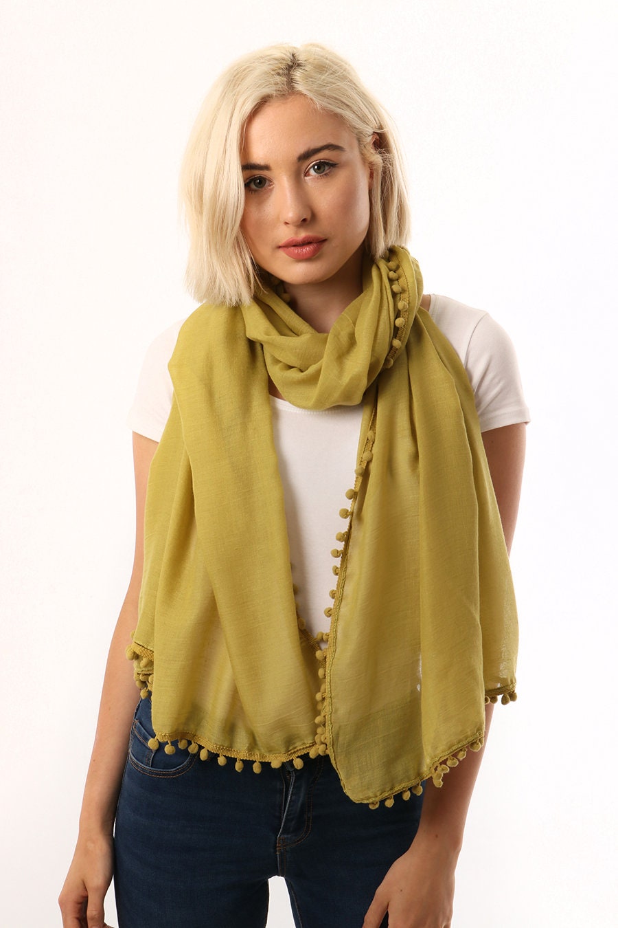 woolen stole with pom pom