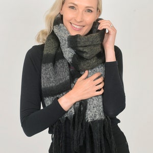 Blanket Scarf Women, Oversized Shawl, Striped Colourblock Sacrf, Heavyweight Tasseled Scarf, Personalised Scarf, Christmas Gift In a Box Gray