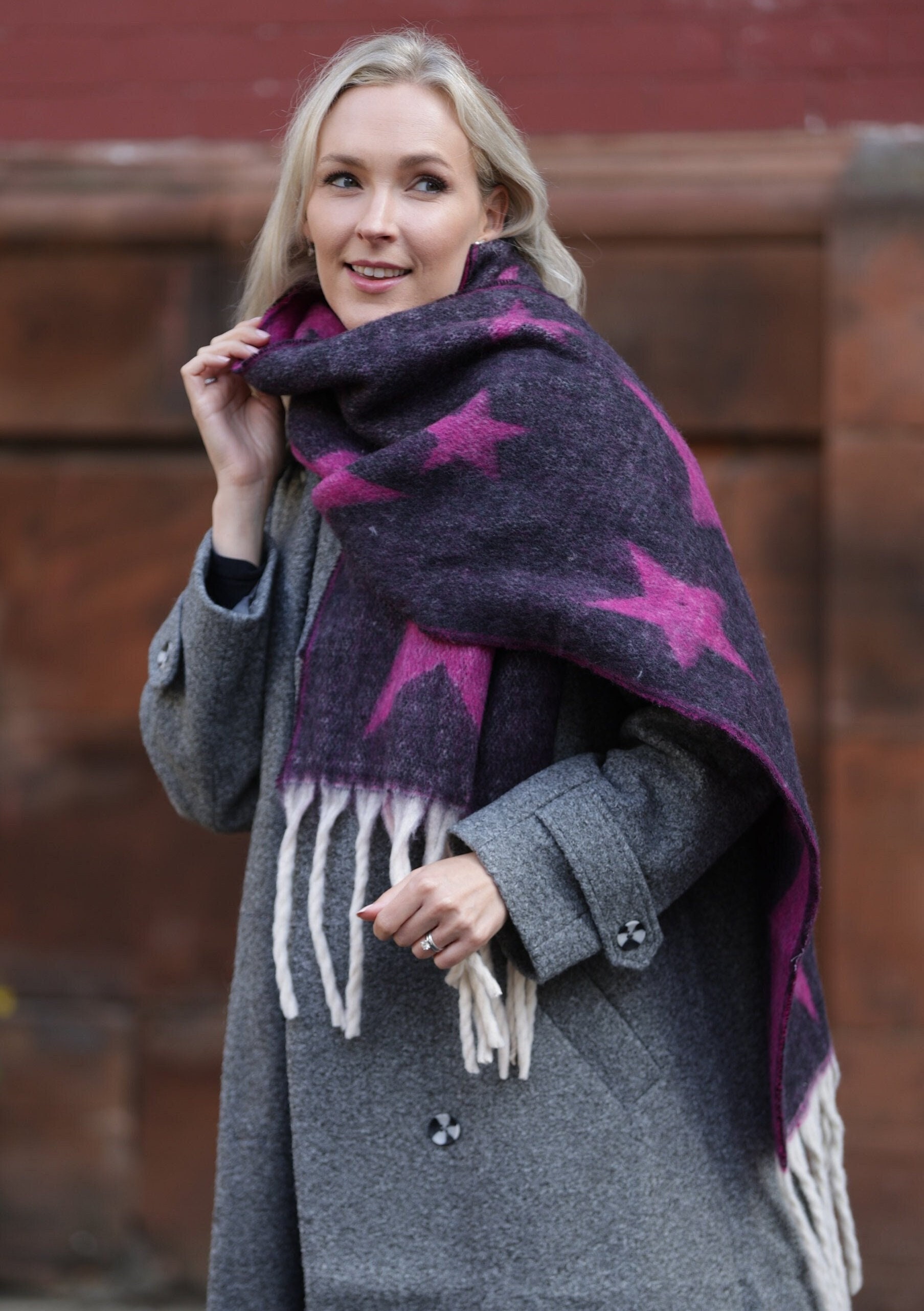 Blanket Scarf, Reversible Fuchsia Star Scarf, Scattered Star Print Scarves for Women, Heavyweight Scarf, Personalised Scarf Gift For Her